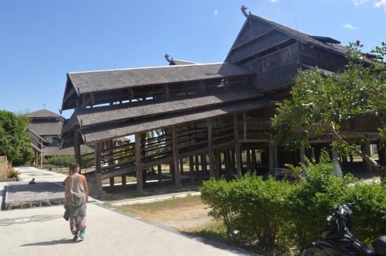 Bala Kuning Palace