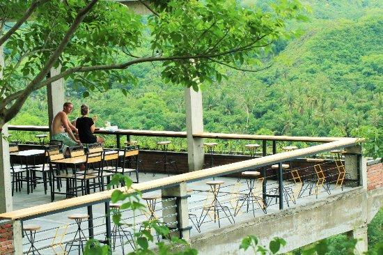Shu Restaurant & Bar