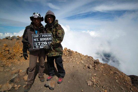 Tutik Rinjani Trekker