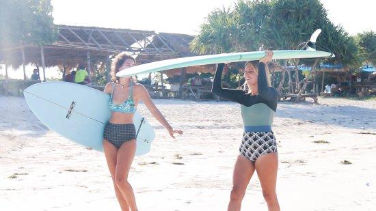Nalua Surf Camp