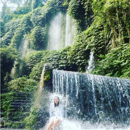 Benang Stokel Waterfall
