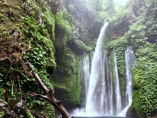 de Sendang Gile en Tiu Kelep-watervallen